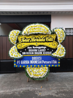 Papan Bunga Duka di Abian Tubuh Baru